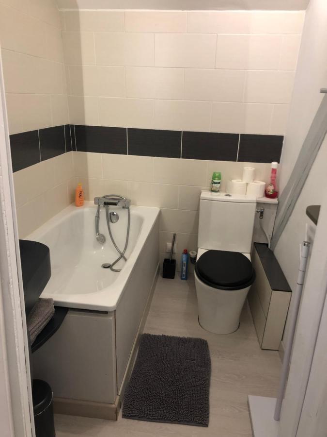 Apartamento Saint Bonnet Bourges Exterior foto